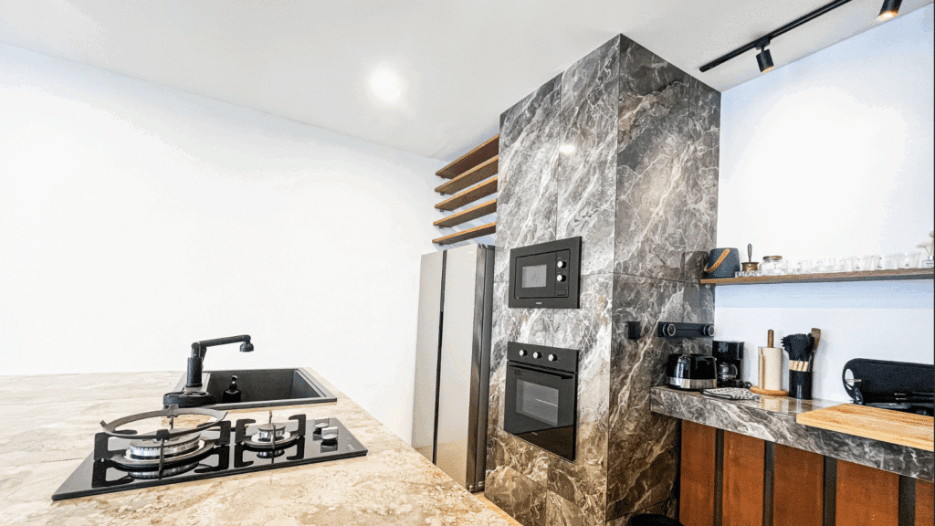 5 BEDROOMS VILLA FOR SALE IN ULUWATU UNGASAN — photo 3