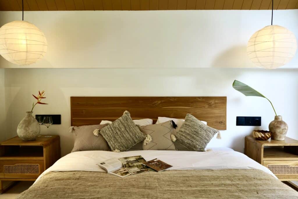 Finished 2BR Ubud Villa with Panoramic Rice Field View — photo 36