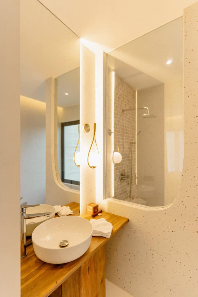 Completed 2BR Villa, Fully Managed, Bali Investment in Seminyak — photo 17