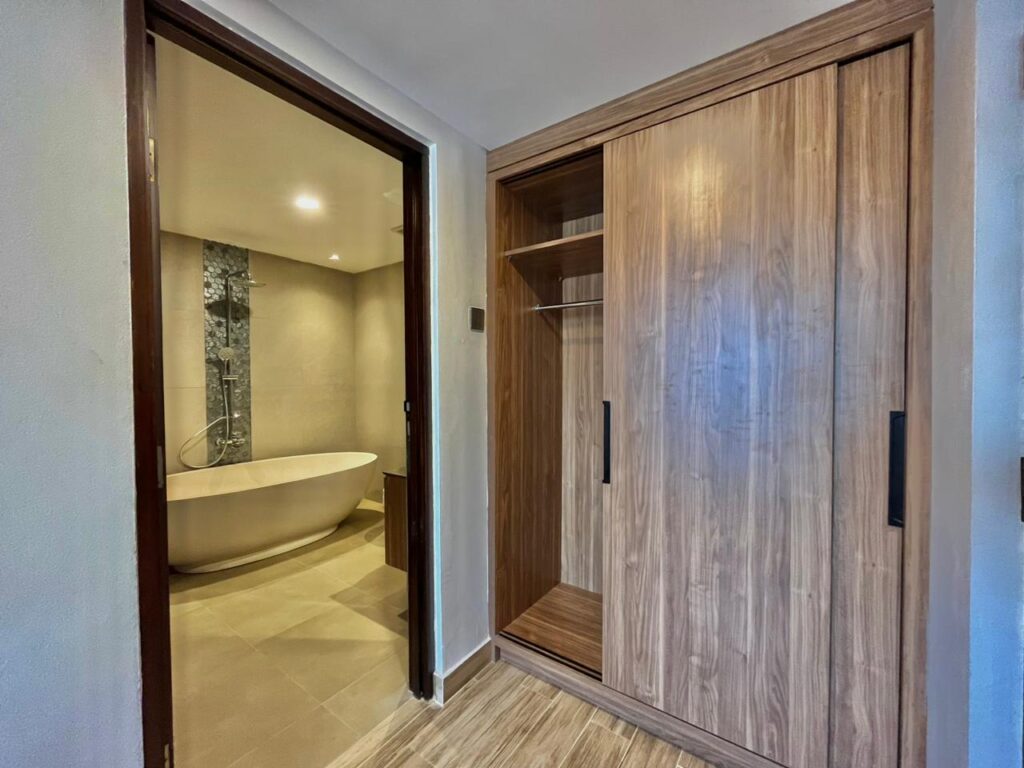 Spacious Minimalist 1&2 Bedroom Suite Apartment in Nusa Dua Bali — photo 16